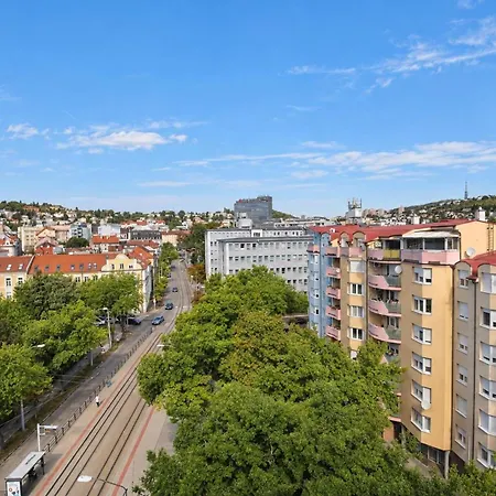 With Balcony And Slavin View Apartmán Bratislava